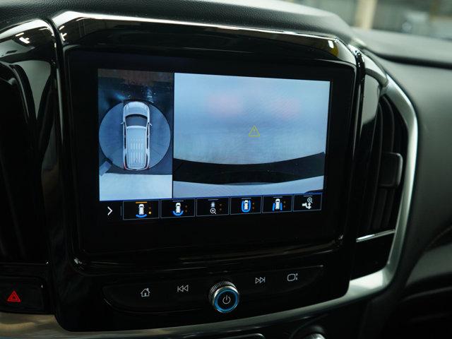 Photo of 2020 Summit White Chevrolet Traverse