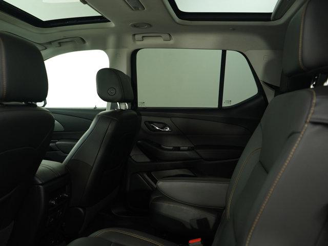 Photo of 2020 Summit White Chevrolet Traverse