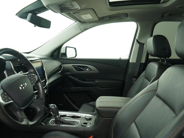 Photo of 2020 Summit White Chevrolet Traverse