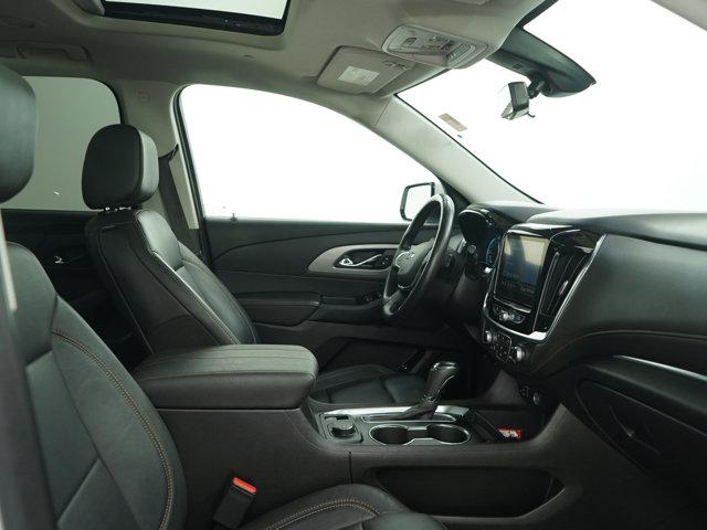 Photo of 2020 Summit White Chevrolet Traverse