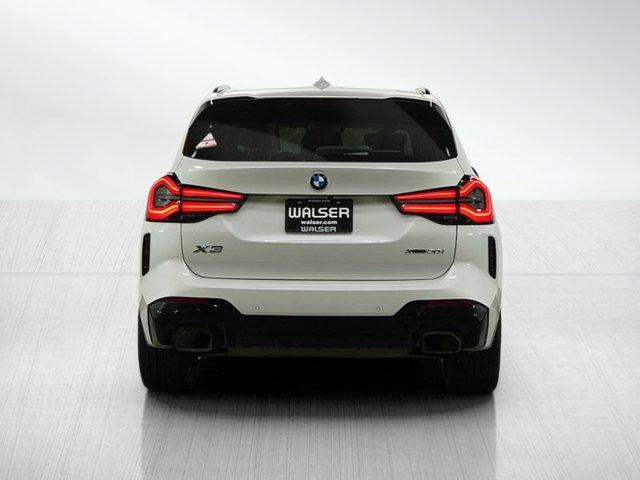 Photo of 2024 Mineral White Metallic BMW X3