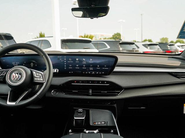 Photo of 2026 Iridescent White Tricoat Buick Enclave