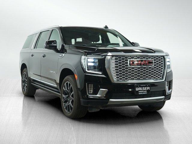 Photo of 2024 Onyx Black GMC Yukon XL
