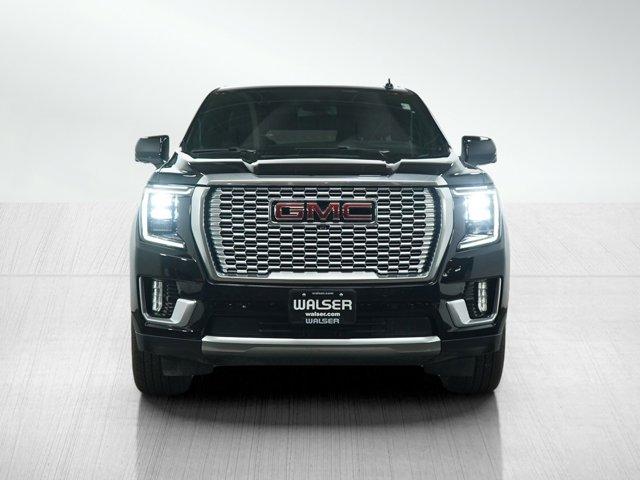 Photo of 2024 Onyx Black GMC Yukon XL