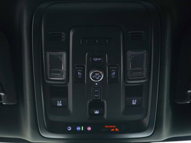 Photo of 2024 Onyx Black GMC Yukon XL