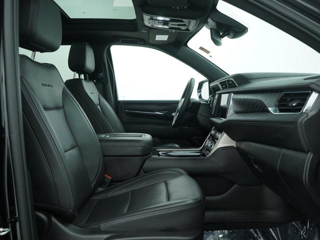 Photo of 2024 Onyx Black GMC Yukon XL