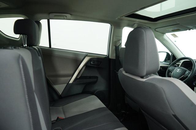 Photo of 2013 Super White Toyota RAV4