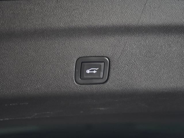 Photo of 2021 Onyx Black GMC Yukon XL