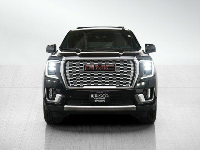 Photo of 2021 Onyx Black GMC Yukon XL