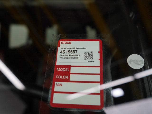 Photo of 2020 Granite Crystal Metallic Clearcoat Jeep Wrangler