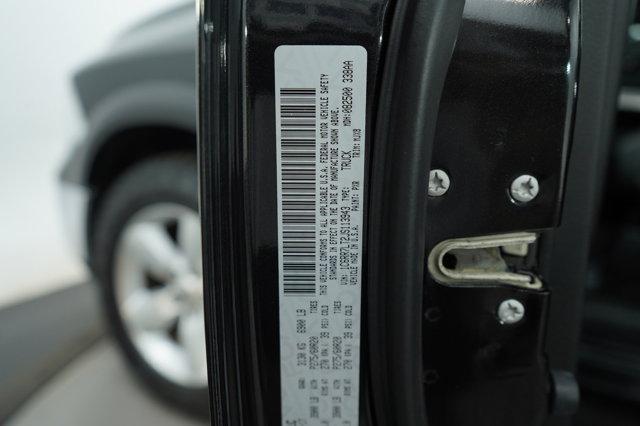 Photo of 2018 Brilliant Black Crystal Pearlcoat RAM 1500