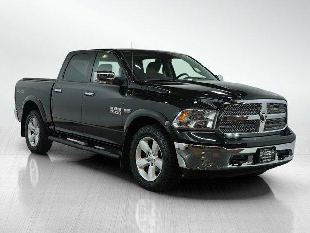 Photo of 2018 Brilliant Black Crystal Pearlcoat RAM 1500