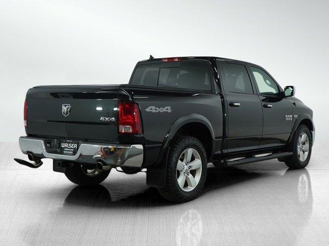 Photo of 2018 Brilliant Black Crystal Pearlcoat RAM 1500