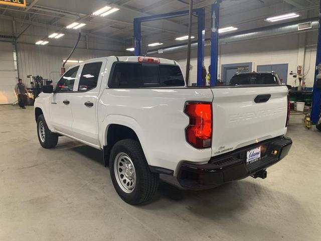 Photo of 2023 Summit White Chevrolet Colorado
