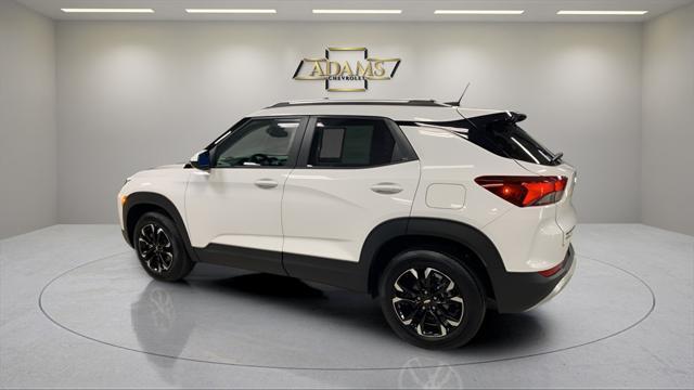 Photo of 2023 Summit White Chevrolet Trailblazer