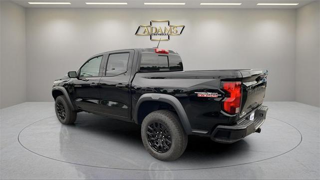 Photo of 2026 Black Chevrolet Colorado