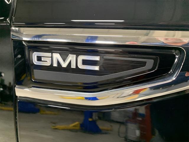 Photo of 2023 Onyx Black GMC Yukon