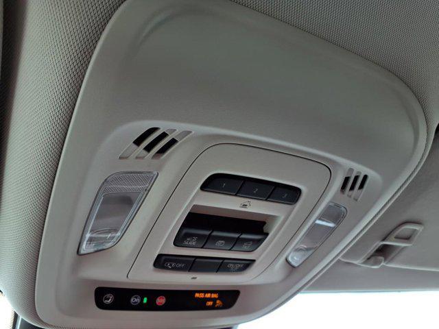 Photo of 2025 Ebony Twilight Metallic Buick Envision