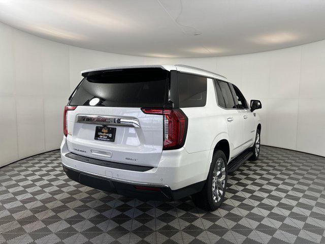Photo of 2021 White Frost Tricoat GMC Yukon