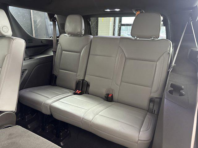 Photo of 2021 White Frost Tricoat GMC Yukon