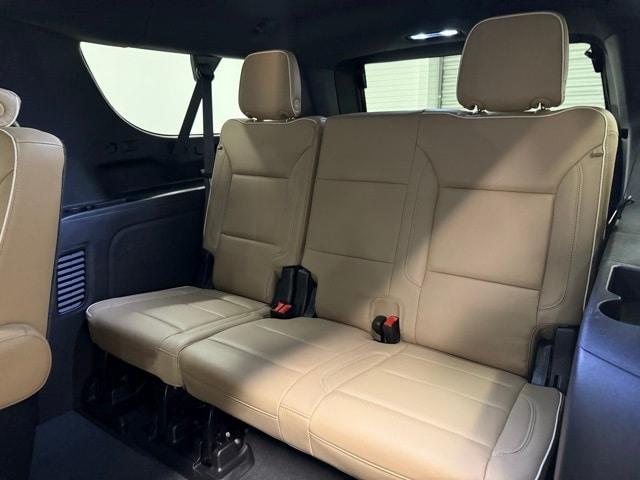 Photo of 2024 Silver Sage Metallic Chevrolet Suburban