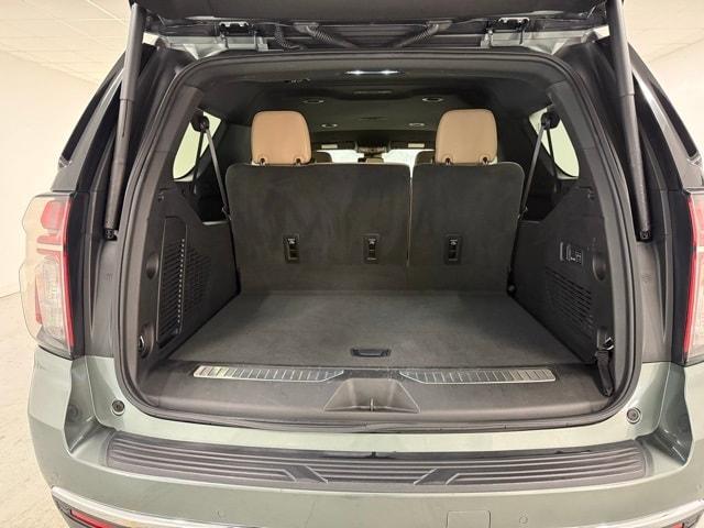 Photo of 2024 Silver Sage Metallic Chevrolet Suburban