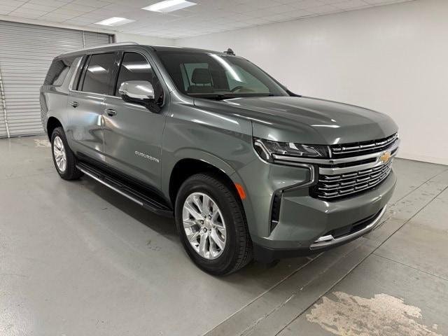 Photo of 2024 Silver Sage Metallic Chevrolet Suburban
