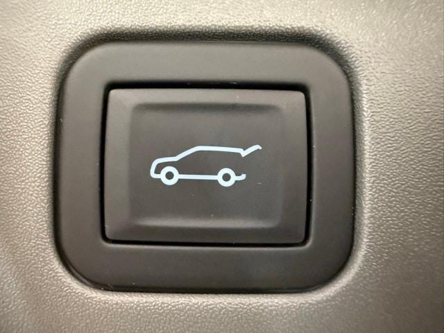 Photo of 2024 Radiant Red Cadillac XT5