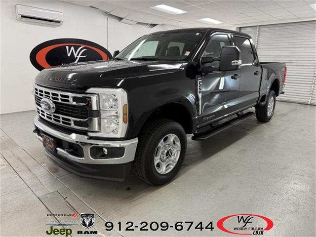 Photo of 2025 Black Metallic Ford F-250