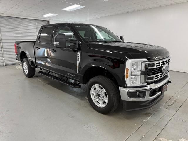 Photo of 2025 Black Metallic Ford F-250