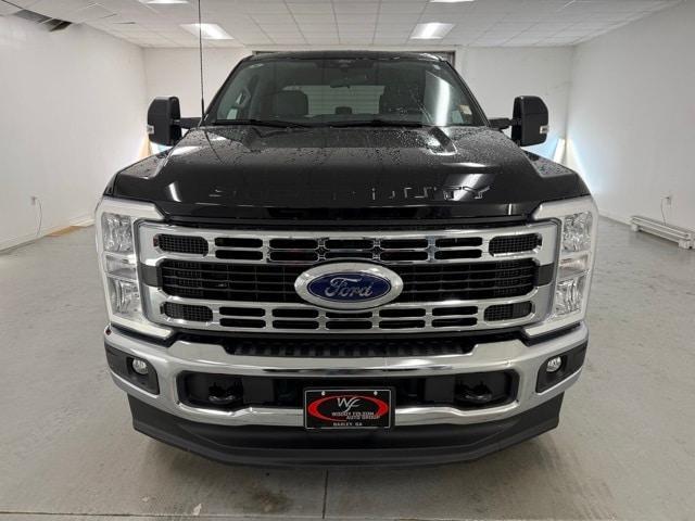 Photo of 2025 Black Metallic Ford F-250