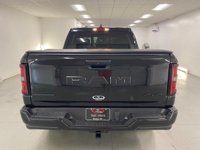 Photo of 2025 Diamond Black RAM 1500