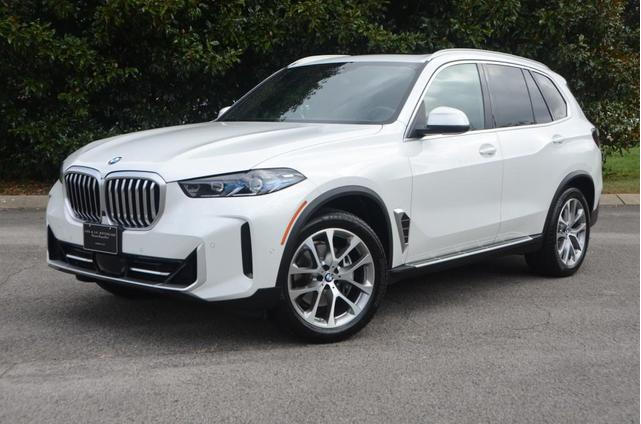 Photo of 2025 Alpine White BMW X5