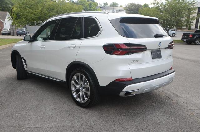Photo of 2025 Alpine White BMW X5