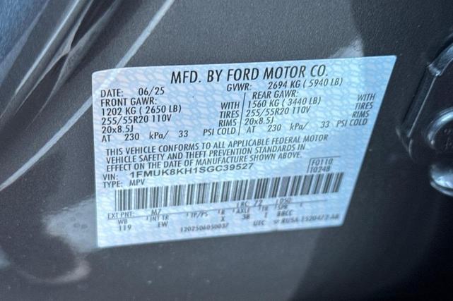 Photo of 2025 Carbonized Gray Metallic Ford Explorer