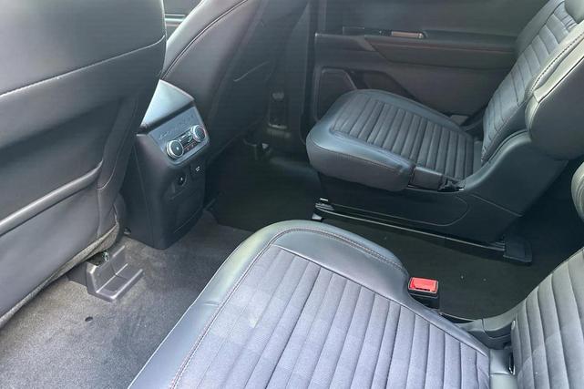 Photo of 2025 Vapor Blue Metallic Ford Explorer