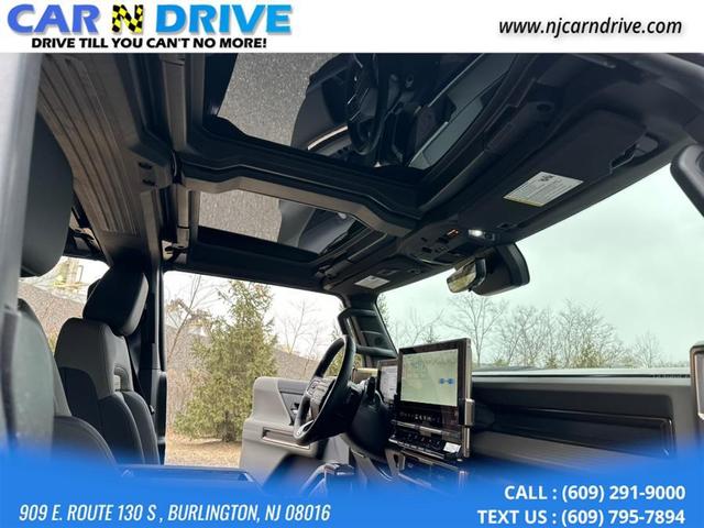Photo of 2025 Void Black GMC HUMMER EV SUV
