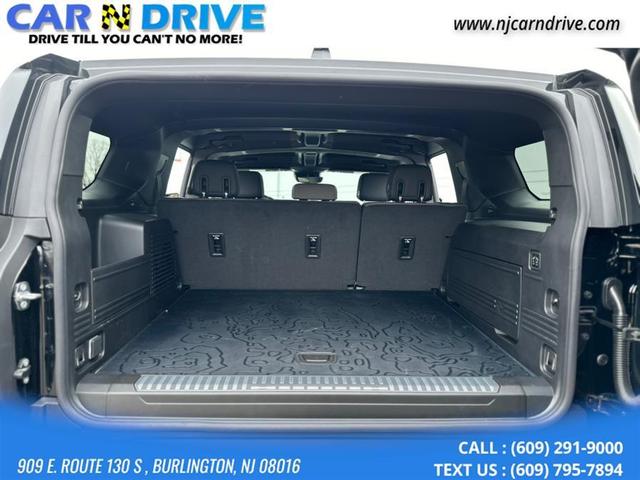 Photo of 2025 Void Black GMC HUMMER EV SUV