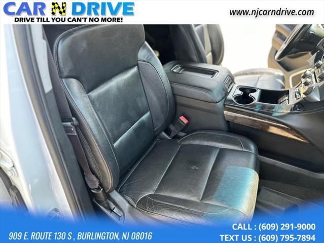 Photo of 2015 Summit White Chevrolet Suburban
