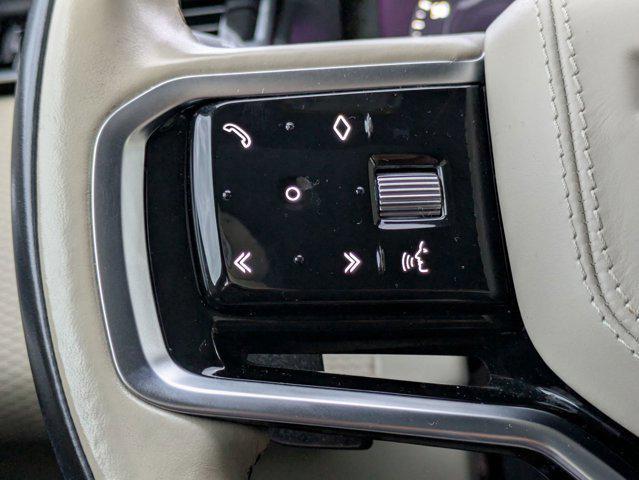 Photo of 2023 Land Rover Range Rover Velar