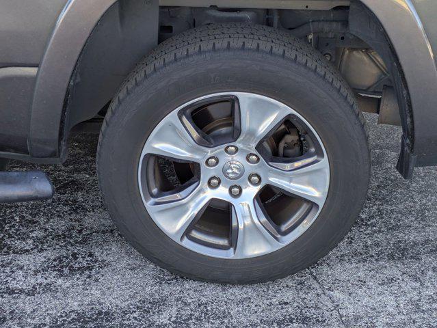 Photo of 2019 Granite Crystal Metallic Clearcoat RAM 1500