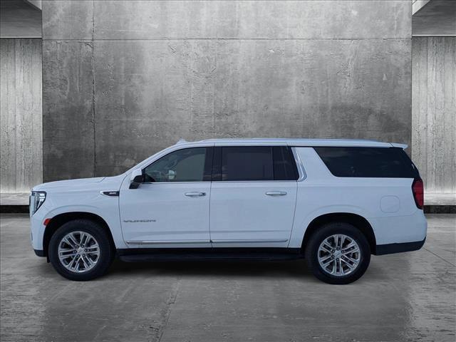 Photo of 2023 Summit White GMC Yukon XL
