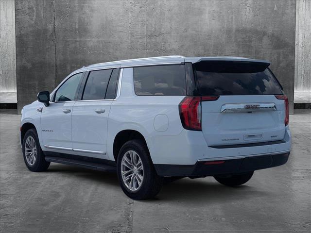 Photo of 2023 Summit White GMC Yukon XL