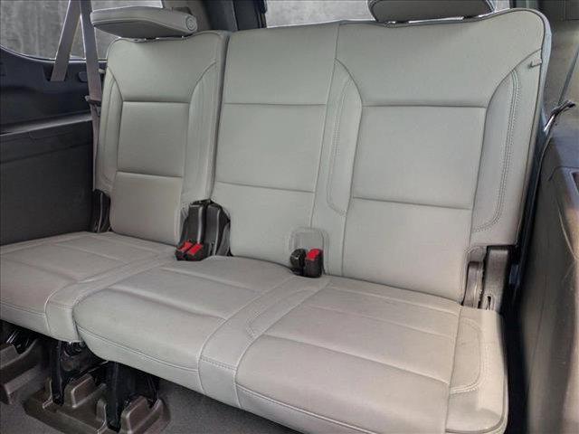 Photo of 2023 Summit White GMC Yukon XL