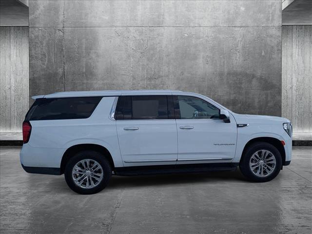 Photo of 2023 Summit White GMC Yukon XL