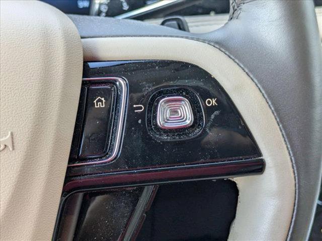 Photo of 2024 Ceramic Pearl Metallic Tri-Coat Lincoln Corsair