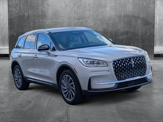Photo of 2024 Ceramic Pearl Metallic Tri-Coat Lincoln Corsair