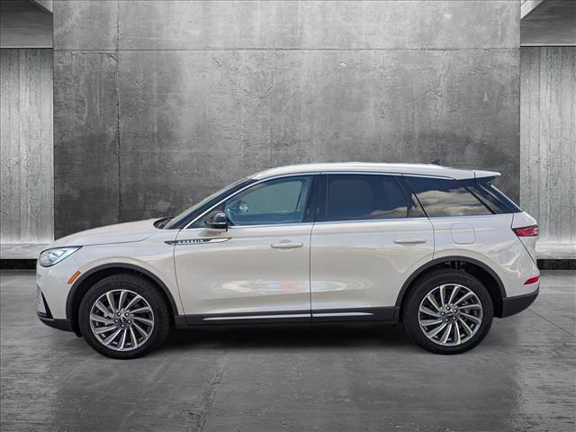 Photo of 2024 Ceramic Pearl Metallic Tri-Coat Lincoln Corsair