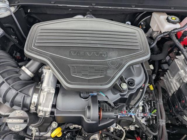 Photo of 2025 Crystal White Tricoat Cadillac XT6