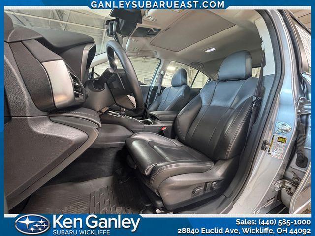 Photo of 2023 Ice Silver Metallic Subaru Legacy
